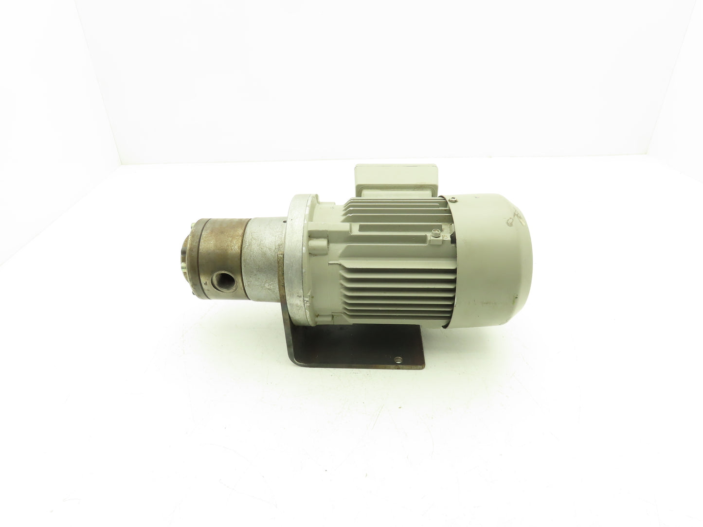 Vogel 143 011 160 Hydraulic Gerotor Pump .43kw 1670rpm 460V 3PH Motor