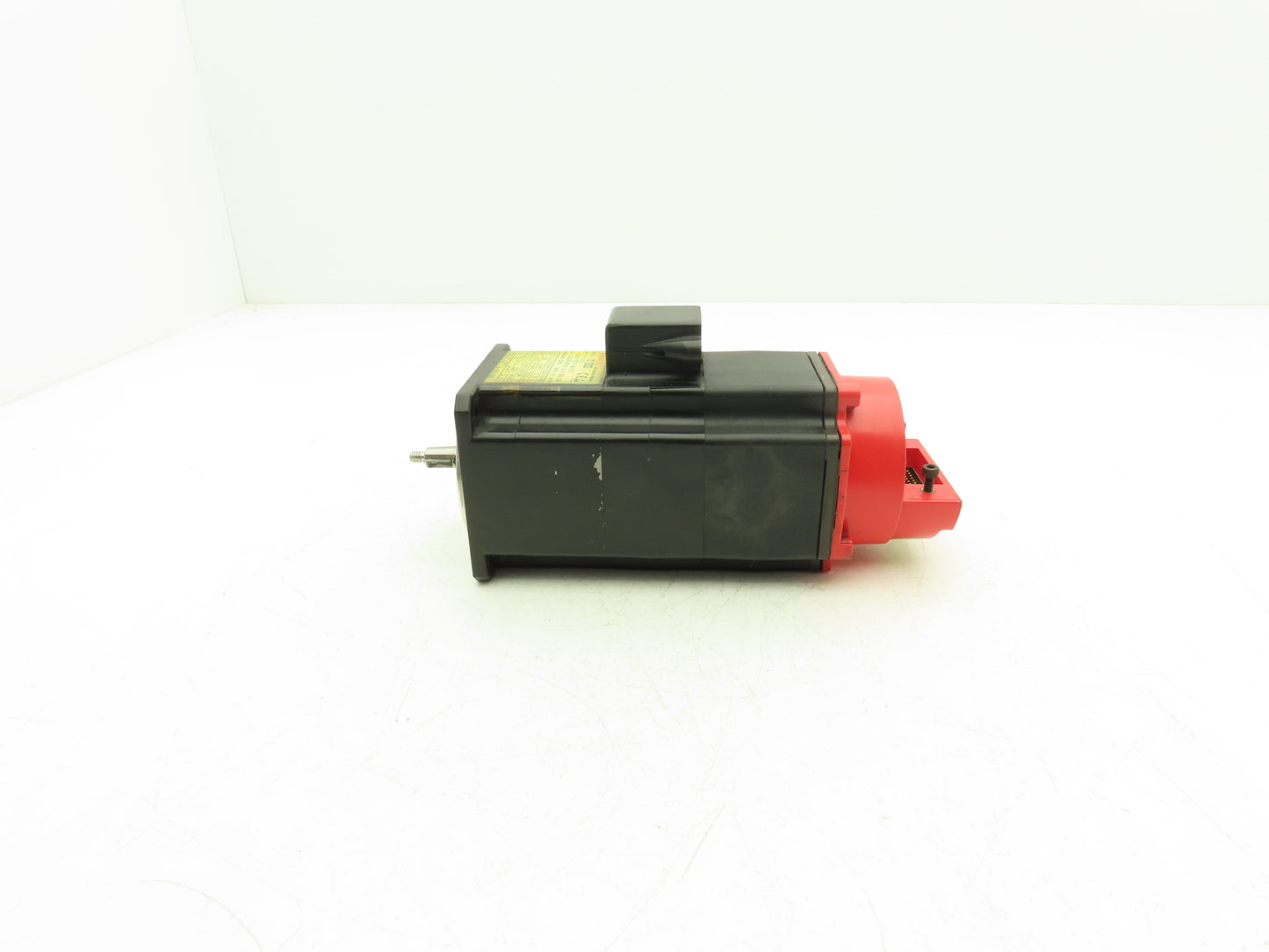 Fanuc A06B-0371-B175 AC Servo Motor .3kW 90v 3Ph 3000RPM Encoder A860-0360-T001