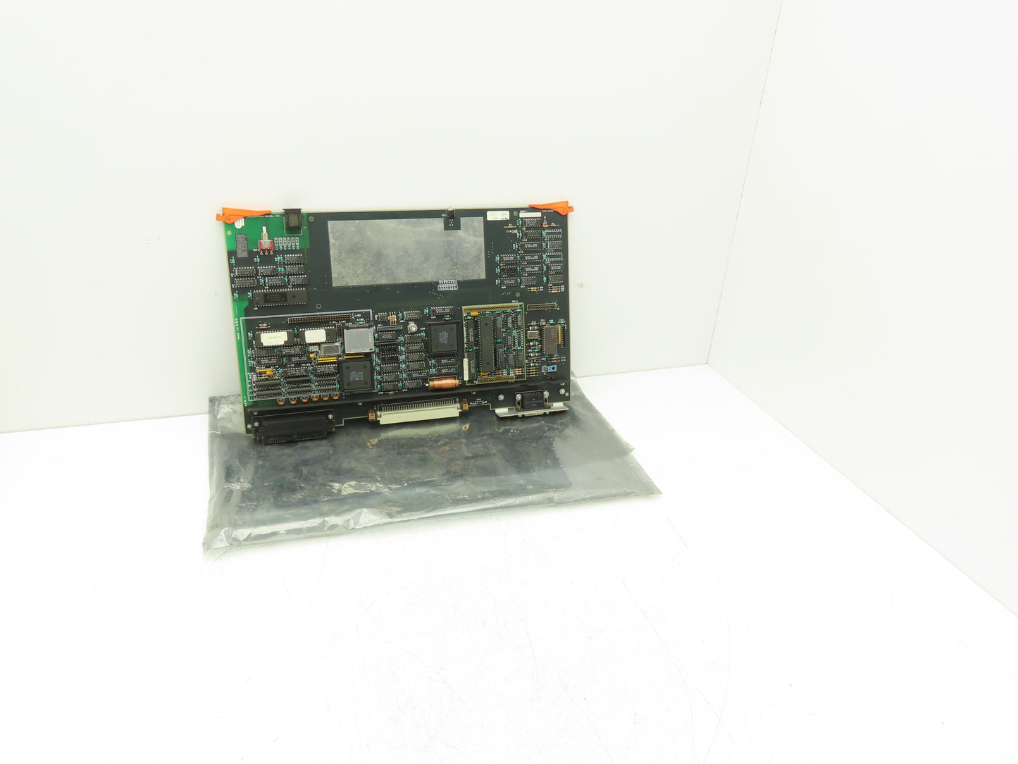 Ungermann Bass 26594-01 Printed Circuit Board Intel W/i960 PCB