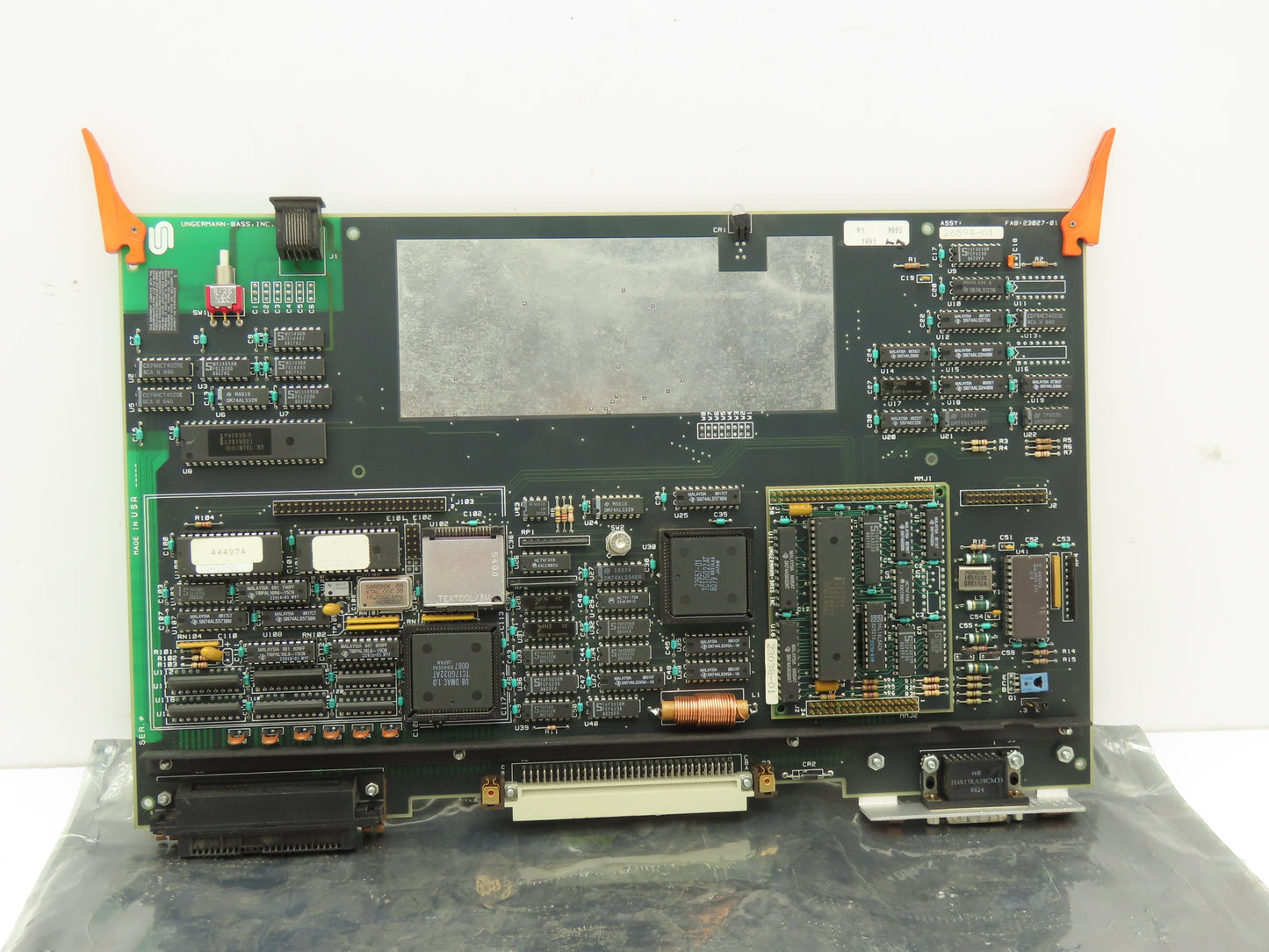 Ungermann Bass 26594-01 Printed Circuit Board Intel W/i960 PCB