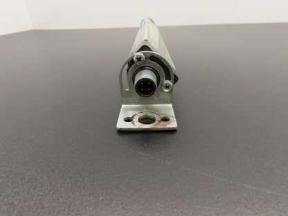 Banner WLS28-2XWG-285XQ Dual Color Light Strip White/Grn 12-30VDC Luminaire 28mm