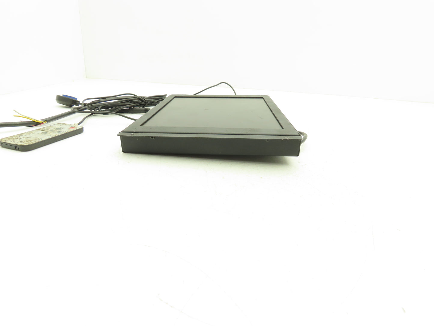 Pyle PLVW10IW In Wall Mount 10.2" LCD Flat Panel Monitor with 9 pin DSUB Input