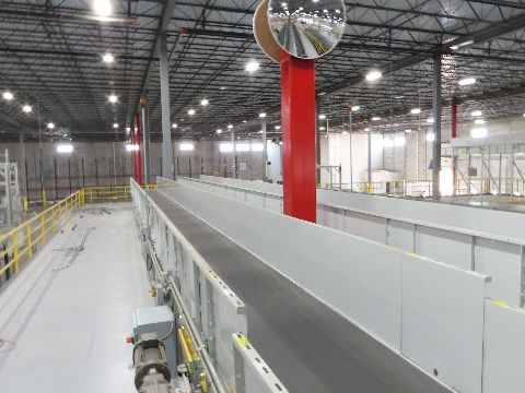 Hytrol Compcrs 43"x 63' Slider Bed Conveyor 41" Belt 7.5Hp 3PH Center Drive VFD