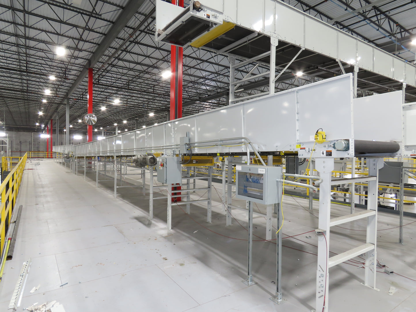 Hytrol HSS 43"x 61' Slider Bed Conveyor 41" Belt 7.5Hp 3PH Center Drive w/VFD