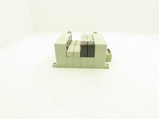 SMC VQ4301-5W Pneumatic Solenoid Valve 4-Station Manifold 24VDC w/2 Valves