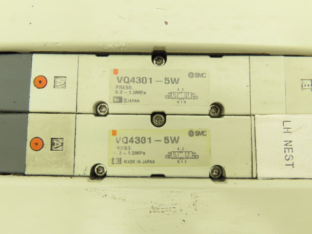 SMC VQ4301-5W Pneumatic Solenoid Valve 2-Station Manifold 24VDC  Lot of 2