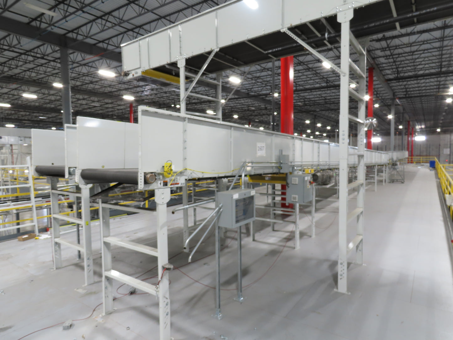 Hytrol HSS 43"x 62' Slider Bed Conveyor 41" Belt 7.5Hp 3PH Center Drive w/VFD