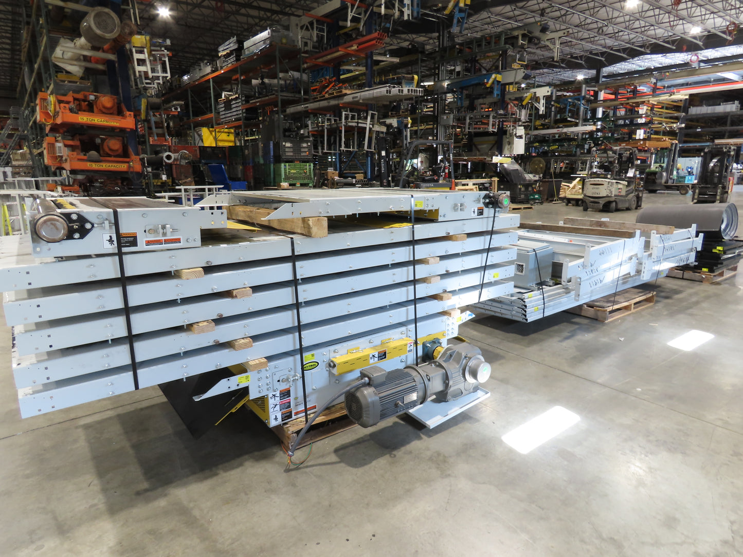 Hytrol HSS 43"x 62' Slider Bed Conveyor 41" Belt 7.5Hp 3PH Center Drive w/VFD