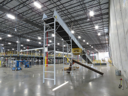 Hytrol BPC 43"x 55' Incline Belt Conveyor 7.5Hp 3PH Center Drive 70fpm 17'H