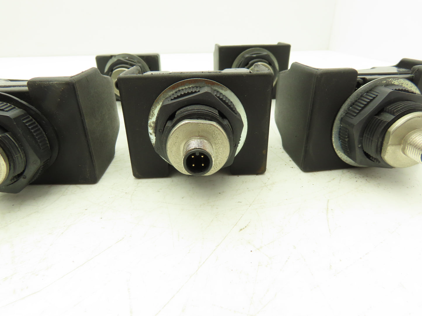 Banner OTBVP6QDH Optical Touch Button Momentary Switch Sensor Lot of 5