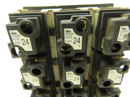 IDEC SLC30N Annuncaiator Lighted Control Panel 9 Panel 24V