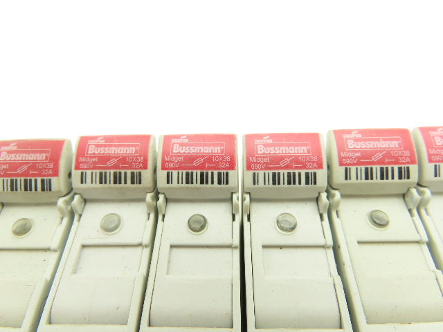 Eaton Bussman CHM1DIU Modular Fuse Holder Indicated Midget 600V 30A Lot of 13