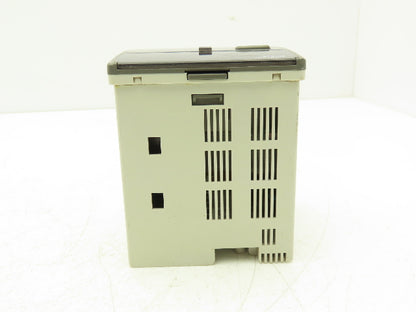 Yamatake SDC31 Digital Temperature Controller 100-240VAC C315GA000100