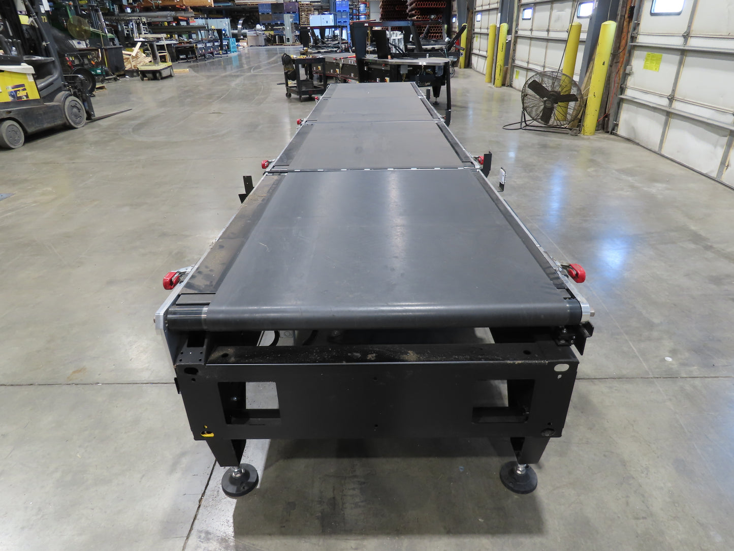 Mantissa 41"x 17' 4" Belt Conveyor 4-Zone High Speed Package Sorting 435fpm