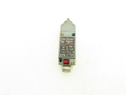 Cutler Hammer E50SAN Limit Switch w/E50DT3 Actuator Head 120VAC 1NO 1NC Lot of 4