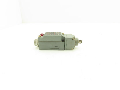 Cutler Hammer E50SAN Limit Switch w/E50DT3 Actuator Head 120VAC 1NO 1NC Lot of 4