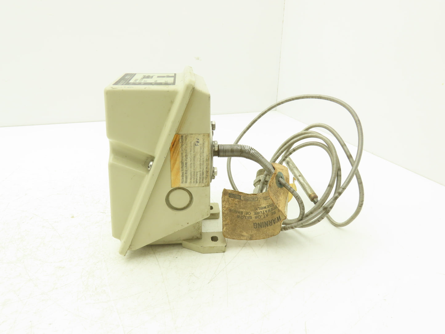 Ashcroft LTSN4G05A7030 Temperature Switch 125/250/480VAC 75-205°F