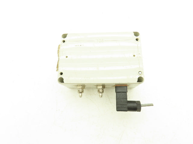 Furness Controls FCO332-2W Model 332 Differential Pressure Transmitter 9-40 VDC