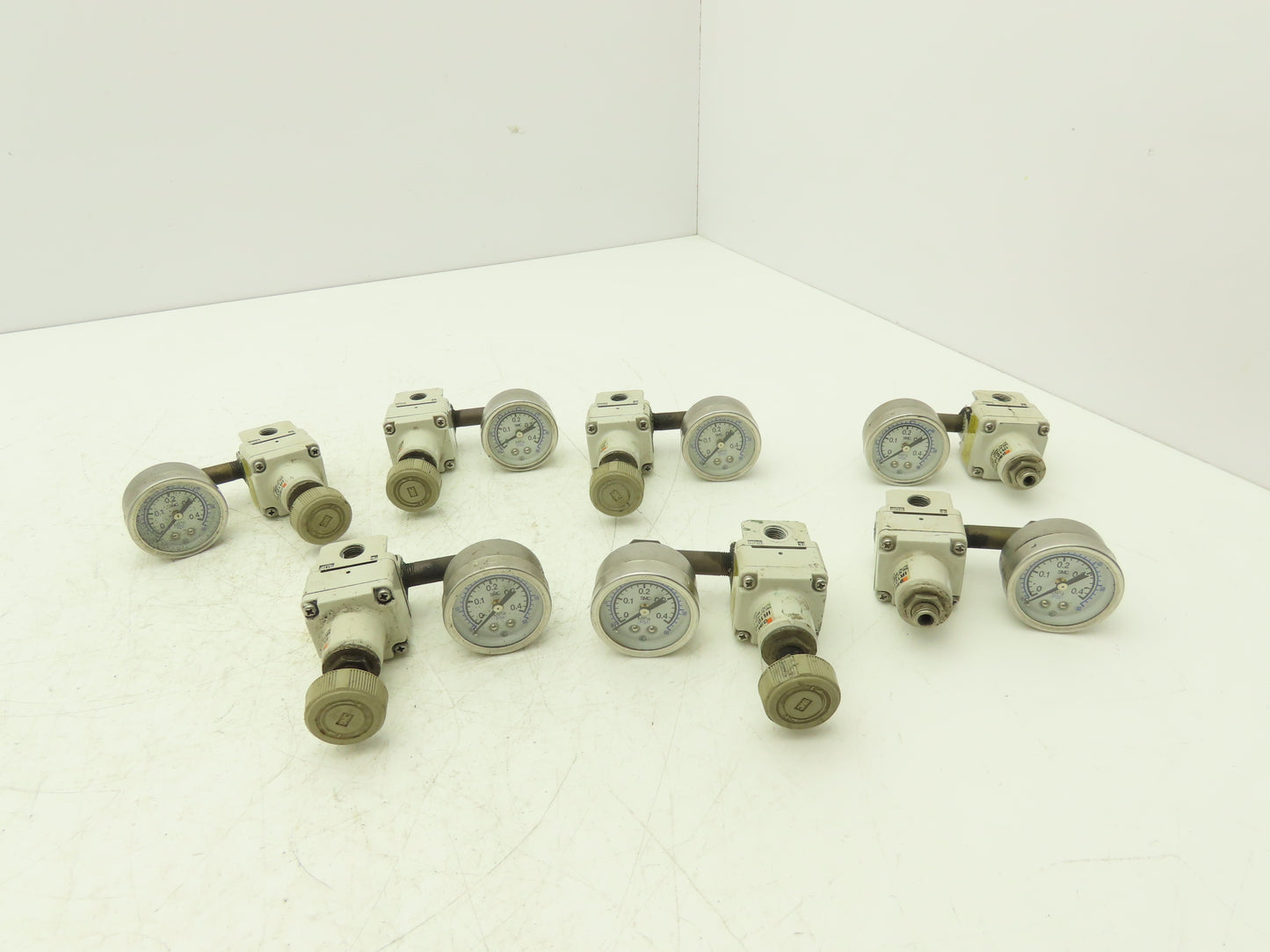 SMC IR1010-N01 IR1010-N01 Precision Pressure Regulator 1/8" NPT 150 PSI Lot of 7