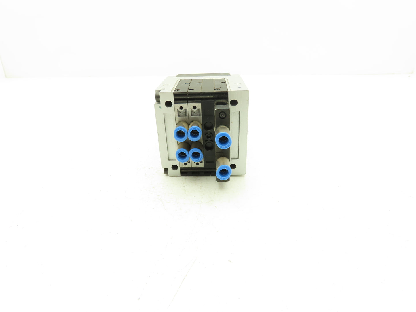 Festo 002948 Pneumatic 4-Station Solenoid 3 Valve Assembly Air Manifold