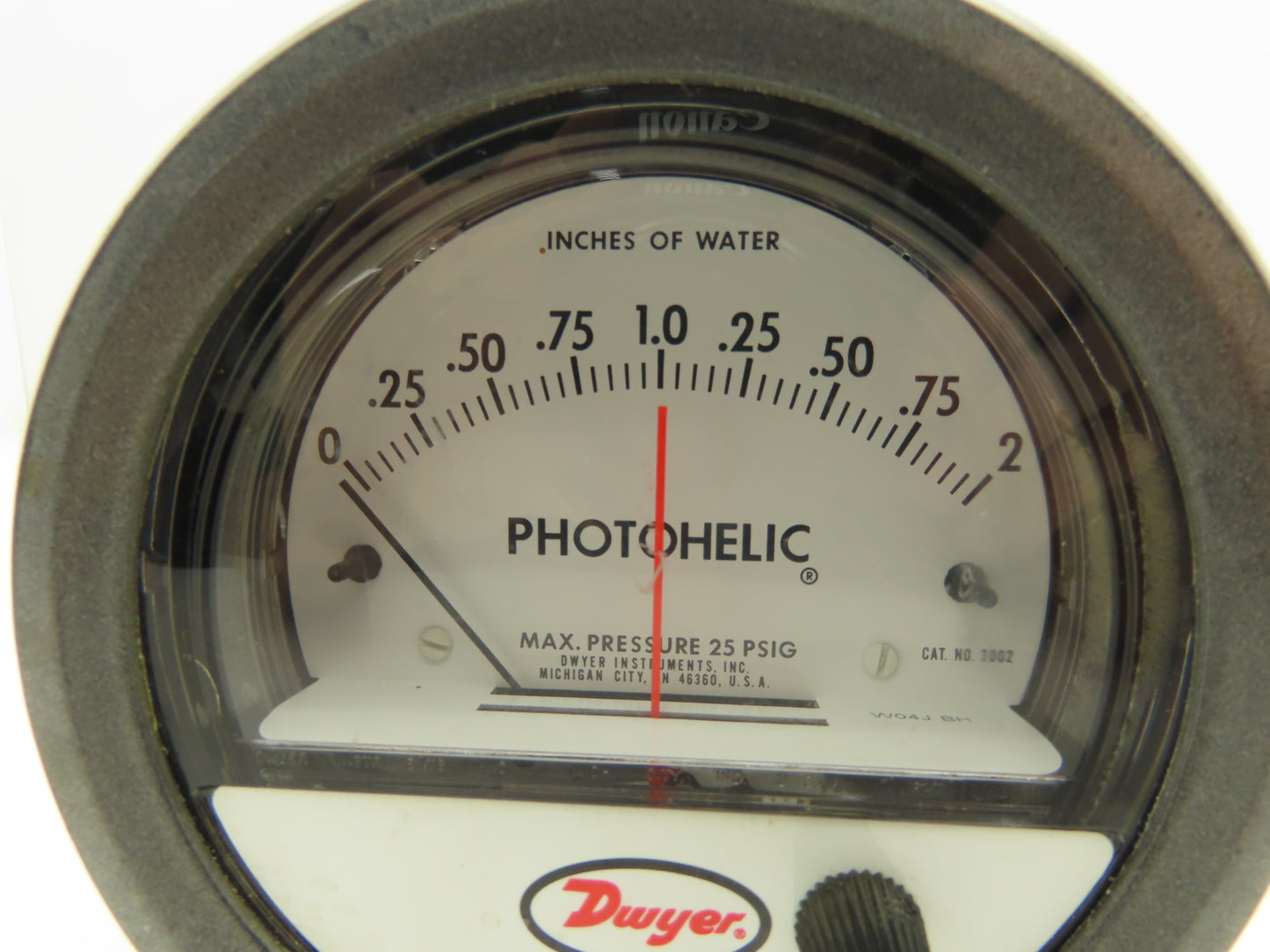 Dwyer A3002 Photohelic Pressure Switch/Gauge Range 0-20" w.c.