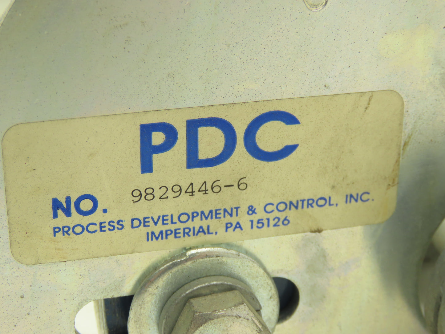 PDC 6" Butterfly Valve Wafer Style Iron Disc w/Handle 9829446-6