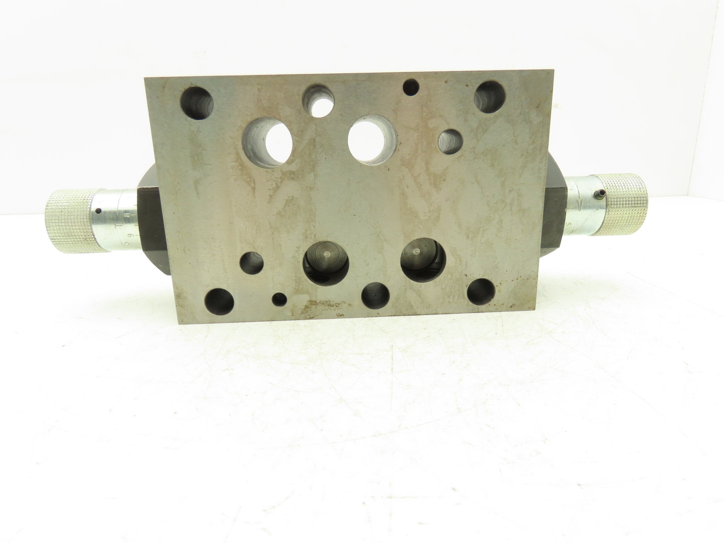 Parker FM6F-20DB Hydraulic Flow Control Throttle Check Valve D08