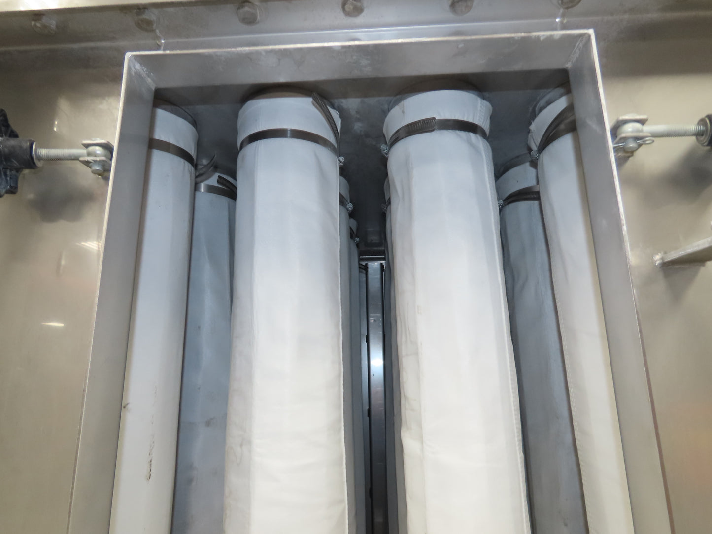 Fuji NMT-16 Fujiclon Dust Collector Baghouse NM 16 Filters Stainless 36x36x63"