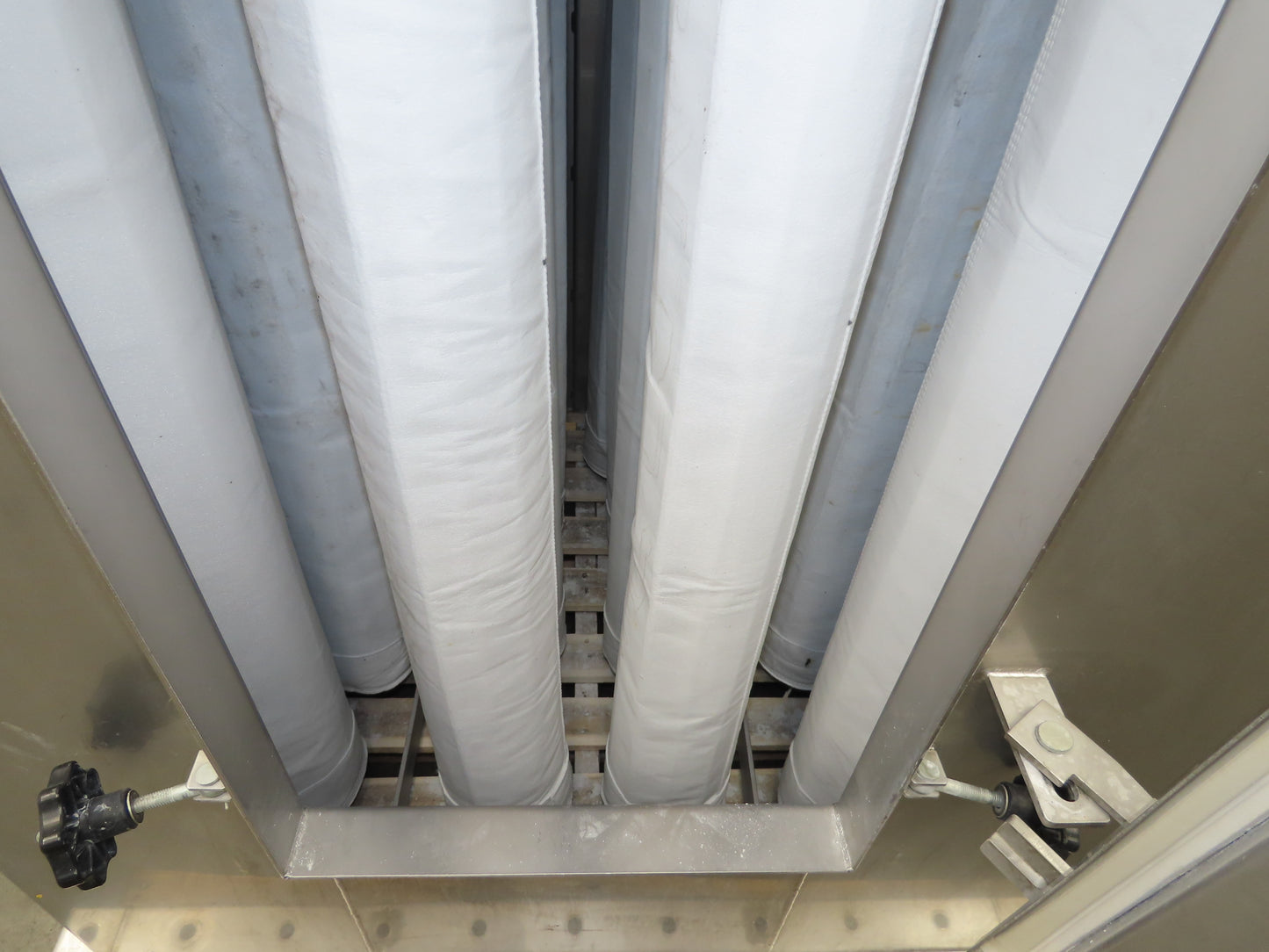 Fuji NMT-16 Fujiclon Dust Collector Baghouse NM 16 Filters Stainless 36x36x63"