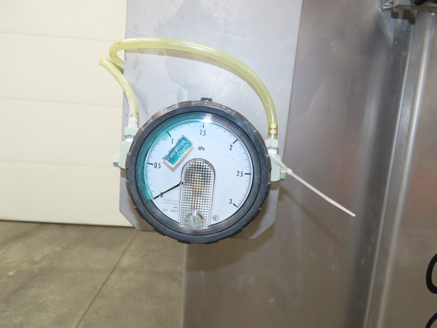 Fuji NMT-16 Fujiclon Dust Collector Baghouse NM 16 Filters Stainless 36x36x63"