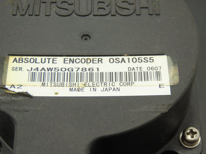 Mitsubishi HF204S AC Servo Motor 2kw 132V 3PH 3000rpm - Encoder 0SA105S5
