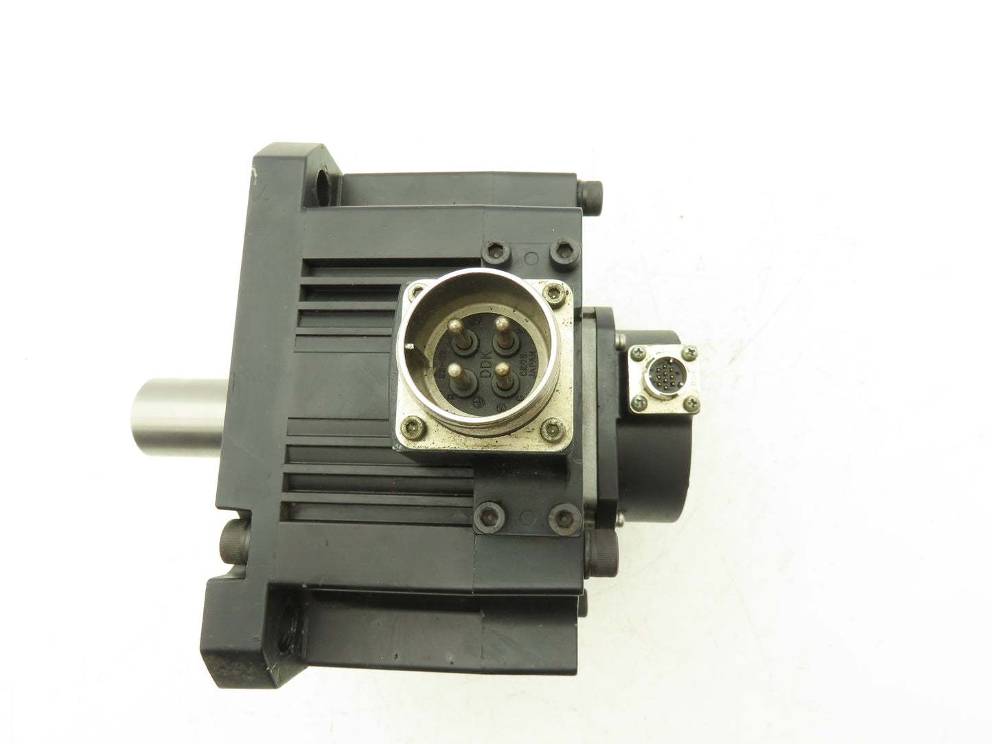 Mitsubishi HF204S AC Servo Motor 2kw 132V 3PH 3000rpm - Encoder 0SA105S5
