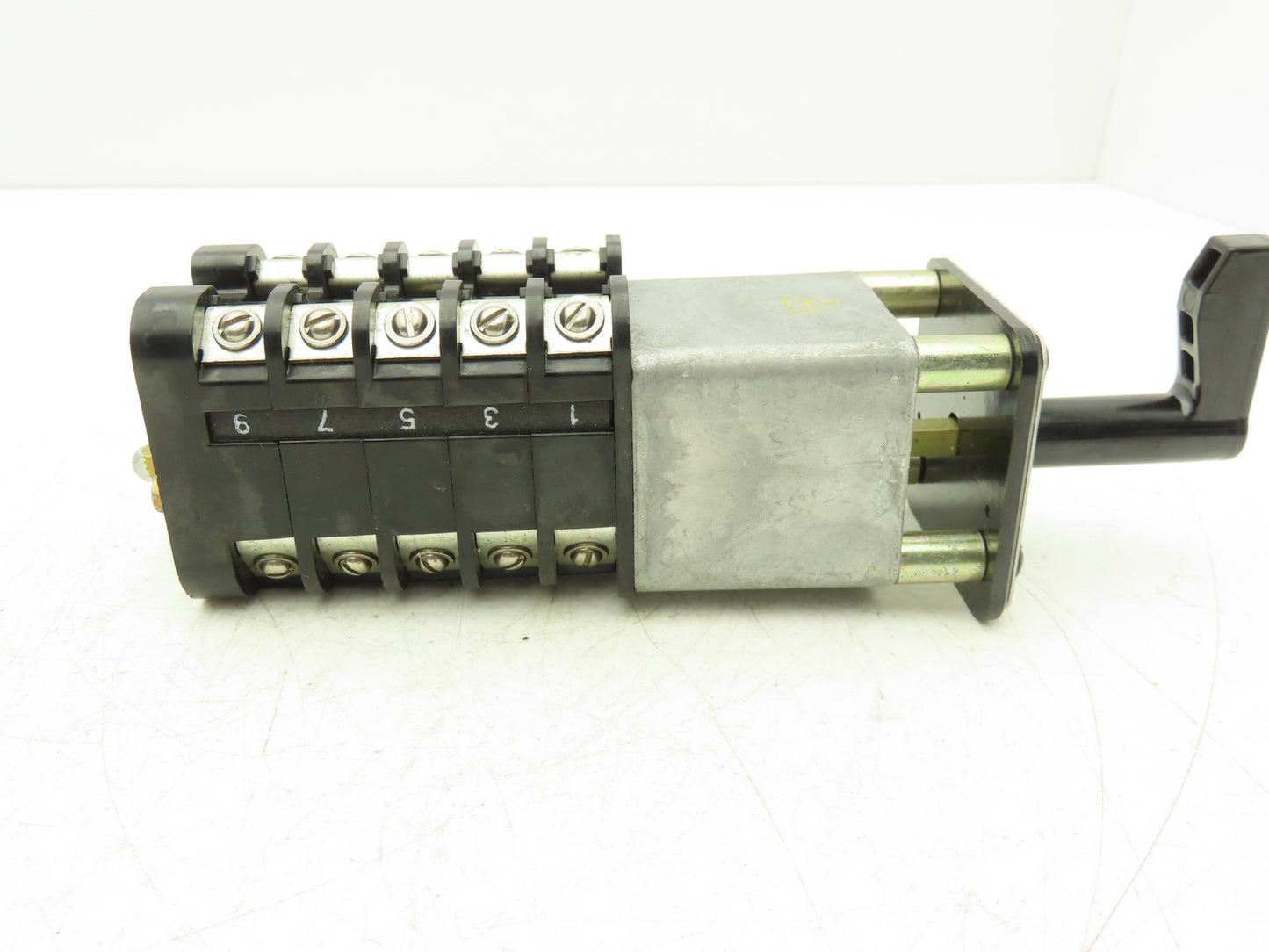 General Electric E4A32T1F1P1 SBM Switch Rotary Control 2 Position Stop/Start