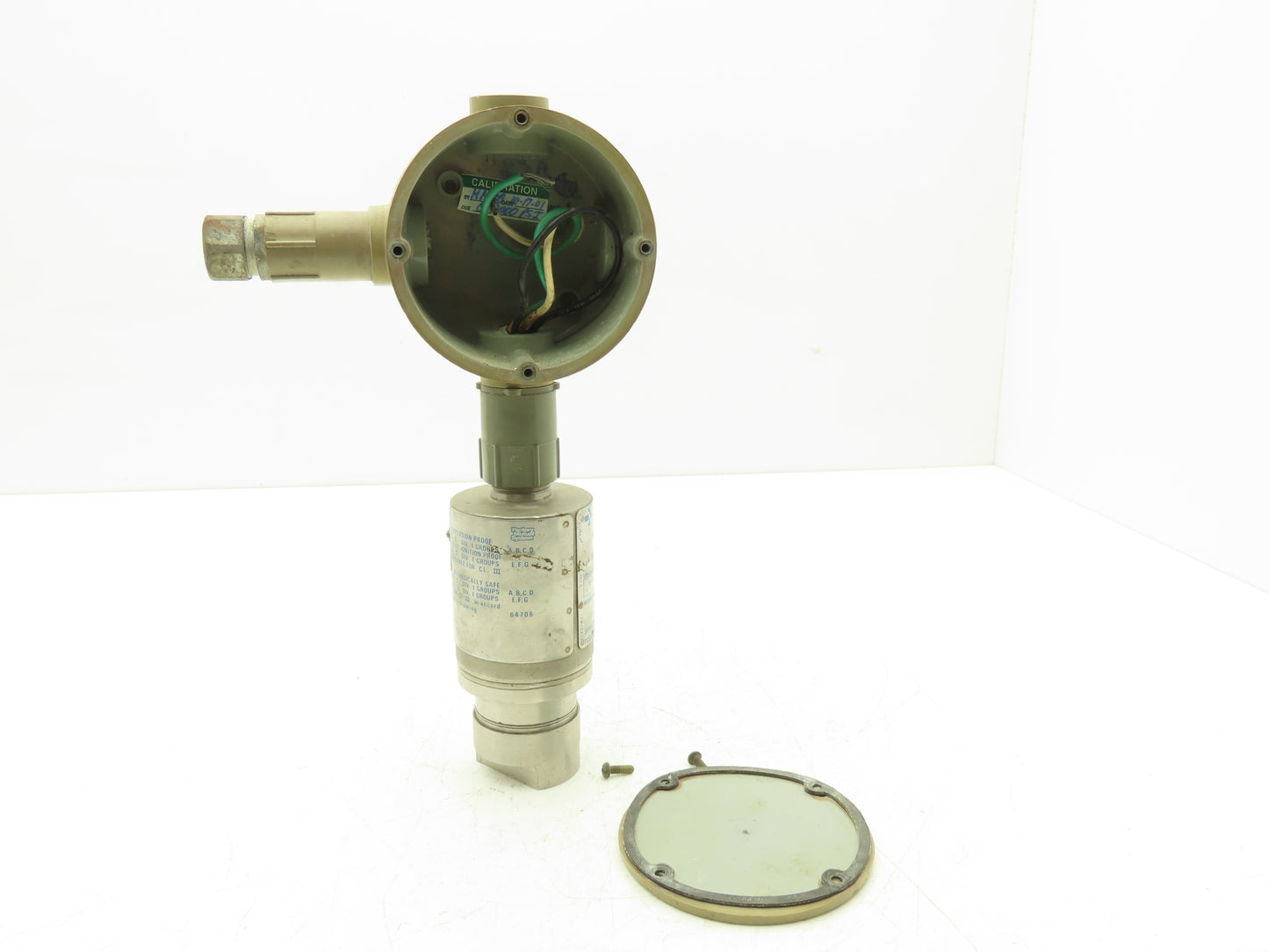 Gould PG3000-05M-12-12-XX-52 Electronic Pressure Transmitter 30VDC 0-5000PSI