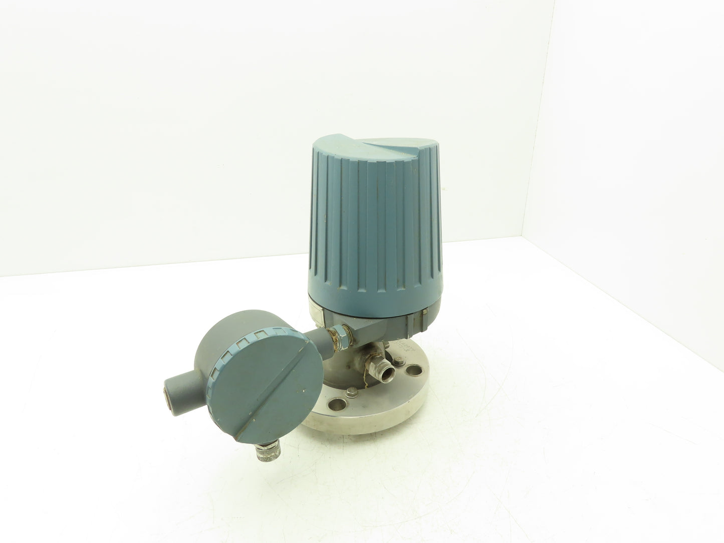 Foxboro E17DM-ISM31A Electronic Pressure Transmitter 13-50VDC 316SS W/Junction