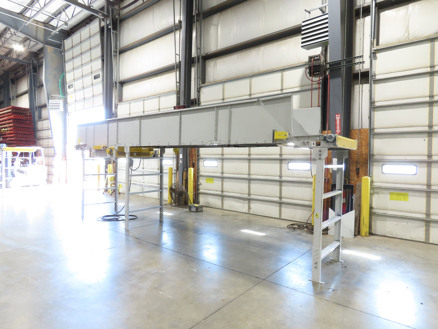 Hytrol HSS 43"x 23' 9" Slider Bed Conveyor 41" Belt 3Hp 3PH Center Drive 165fpm