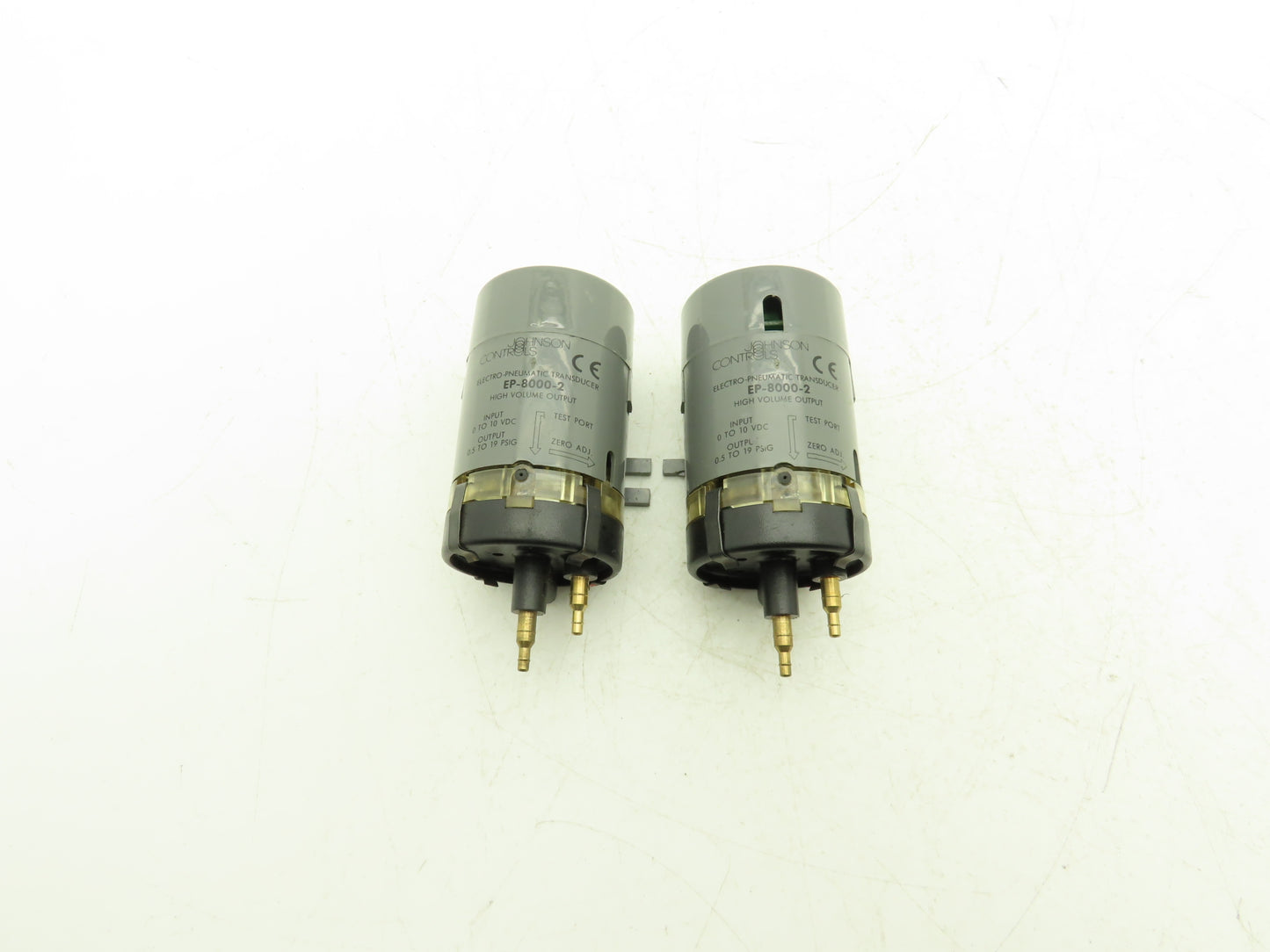 Johnson Controls EP-8000-2 Electro-Pneumatic Transducer 0-10vdc Input Lot of 2
