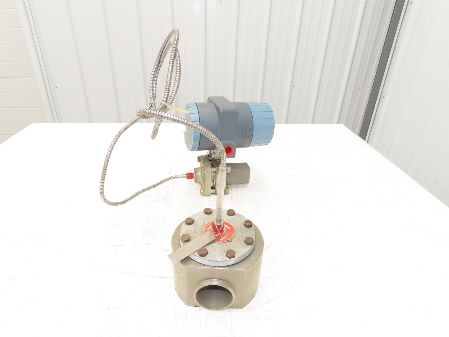 Foxboro D0135SS Pressure Transmitter With 2.5" AMETEK Type RM Head