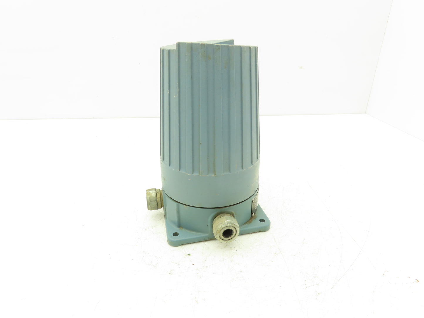 Foxboro RTT10-AQFSN000-H Temperature Transmitter 200-600°F 30VDC Haz Loc