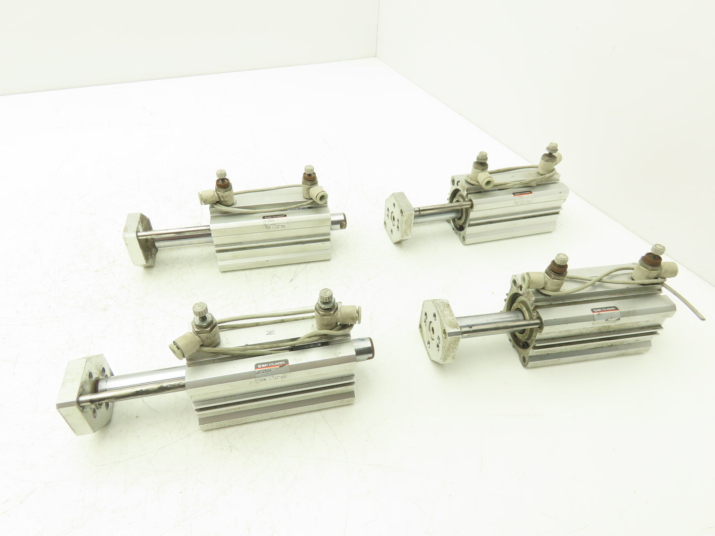 SMC US12524 Pneumatic Air Cylinder 2" Stroke Non Rotating Rod Lot of 4
