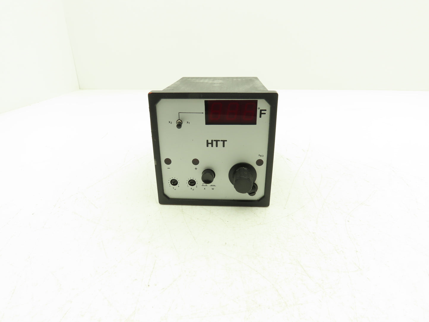 HTT R 901 1829 Temperature Controller 110V 48-62Hz 32-572°F