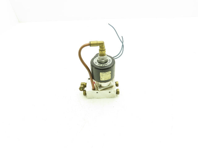 Versa E7SM-8012-66-Z-A120 Pneumatic Air Valve 2-Inlet 3-Way 2-Position NO 150psi