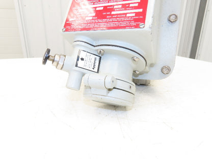Appleton DBR6034DS DBR Receptacle 60A 3W 4P Disconnect Pin Sleave Plug