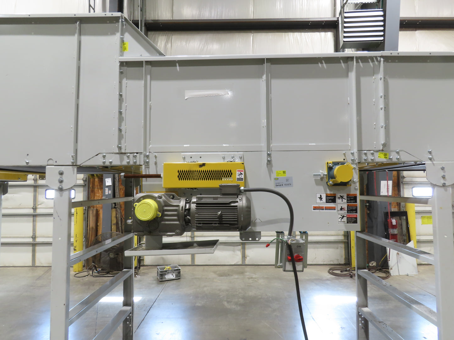 Hytrol BPC 49"x 24' 6" Slider Bed Conveyor 47" Belt 3Hp 3PH Center Drive 128fpm