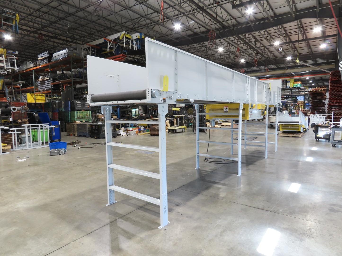 Hytrol BPC 49"x 24' 6" Slider Bed Conveyor 47" Belt 3Hp 3PH Center Drive 128fpm