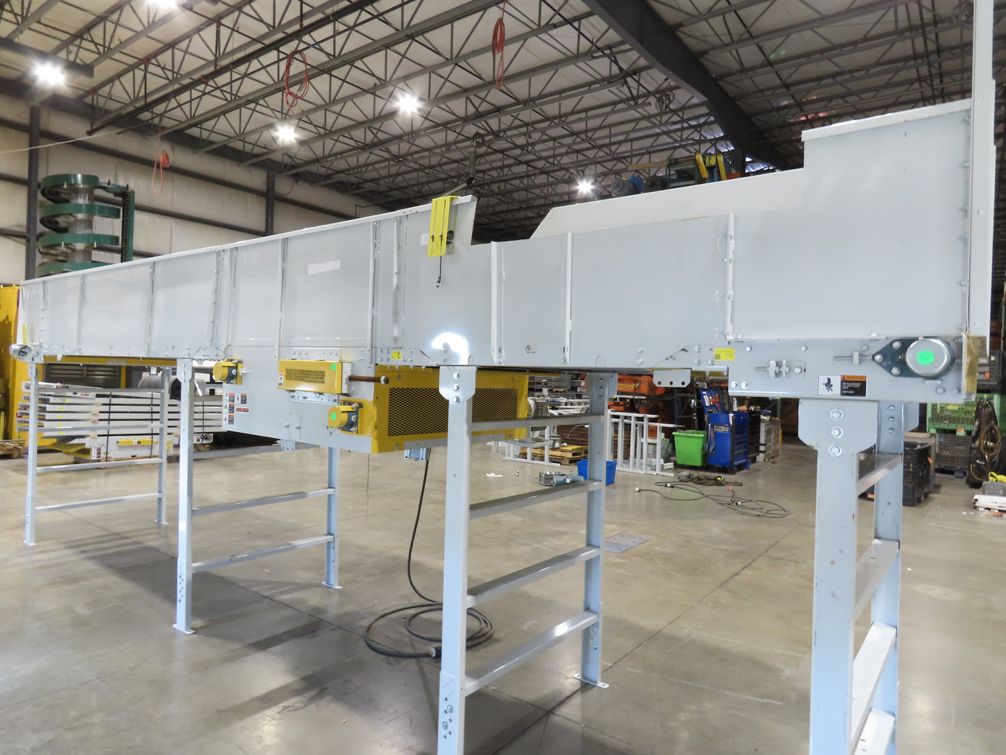 Hytrol BPC 49"x 24' 6" Slider Bed Conveyor 47" Belt 3Hp 3PH Center Drive 128fpm