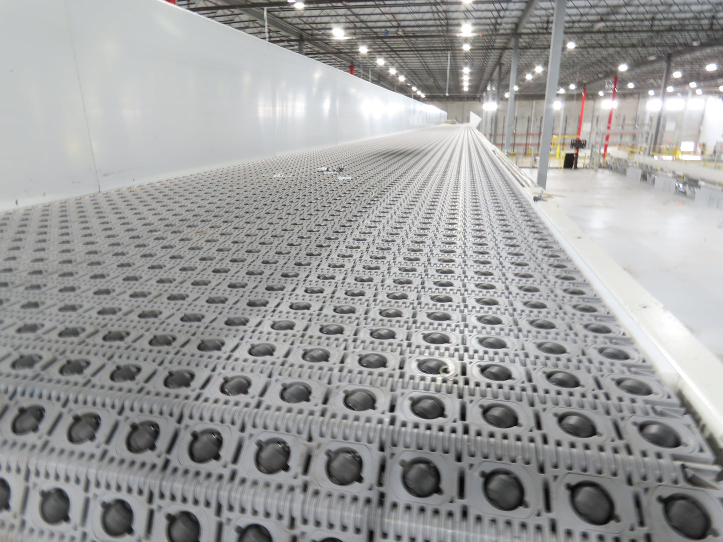 52"x 87' MatTop Roller Belt Conveyor 15Hp 3PH End Drive 10'H Variable Speed VFD