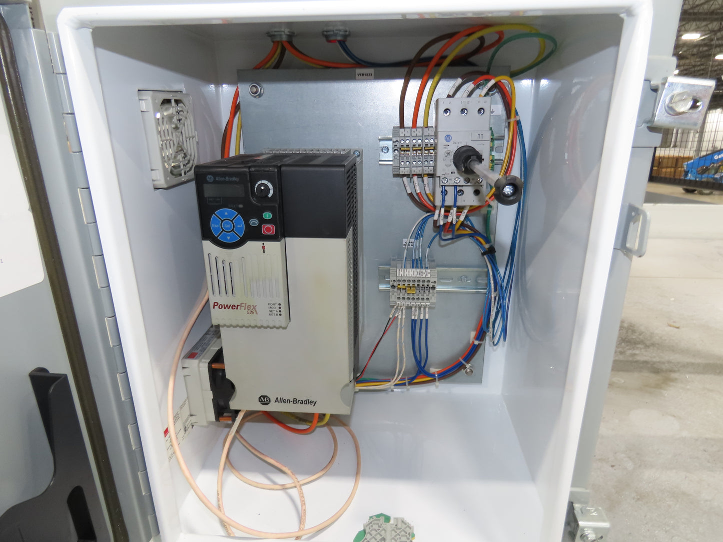 46"x 71' MatTop Roller Belt Conveyor 15Hp 3PH End Drive 10'H Variable Speed VFD