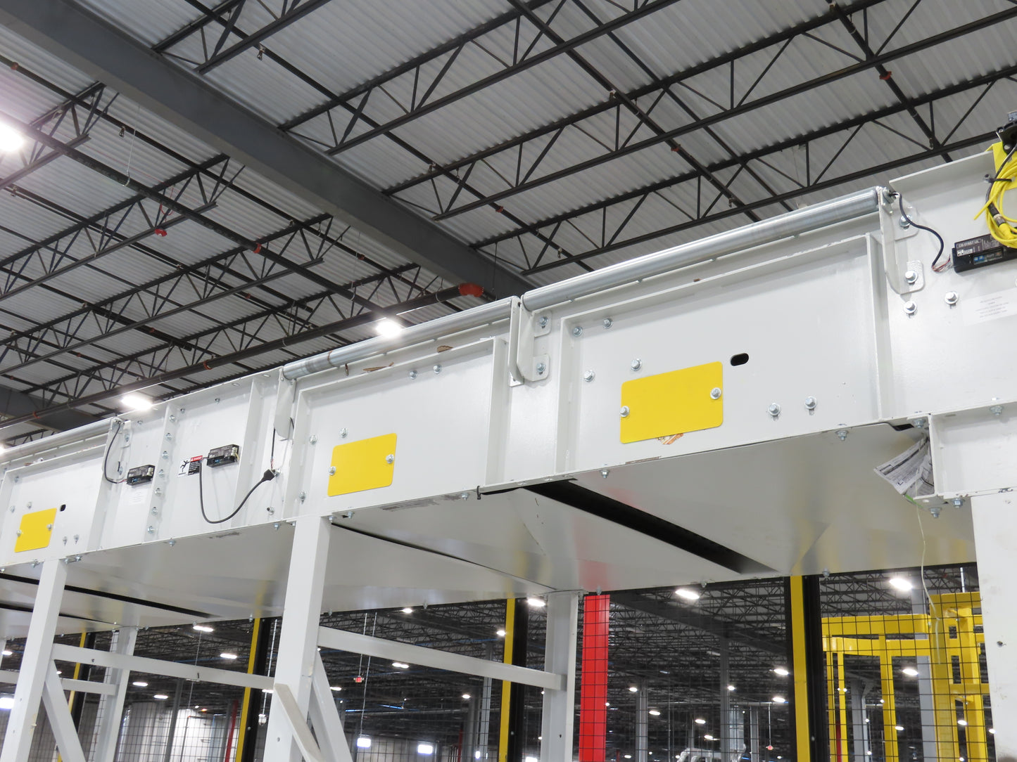 46"x 71' MatTop Roller Belt Conveyor 15Hp 3PH End Drive 10'H Variable Speed VFD