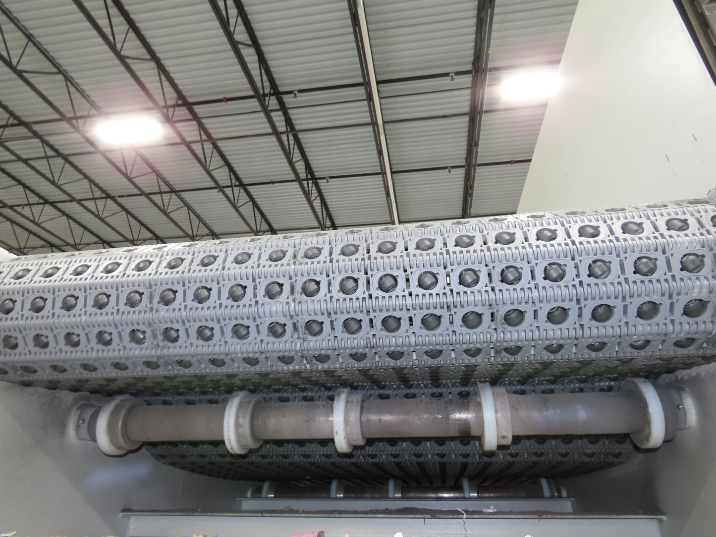 46"x 71' MatTop Roller Belt Conveyor 15Hp 3PH End Drive 10'H Variable Speed VFD